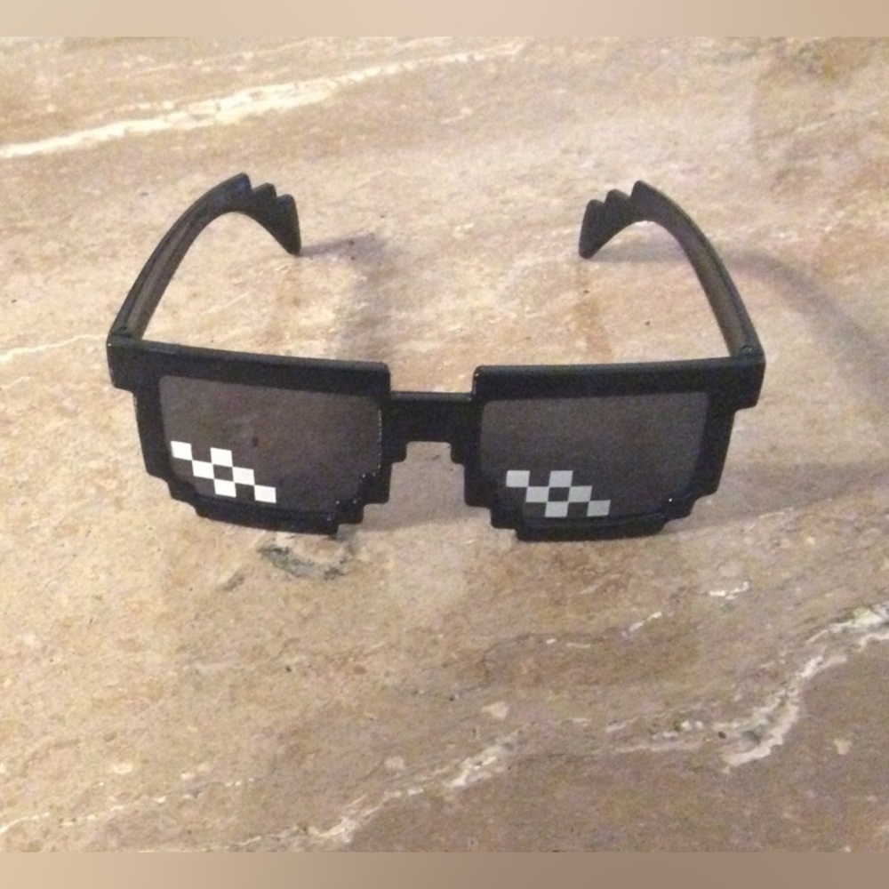 ✨FREE 🕶📸 Silly Digital Prop Sunglasses